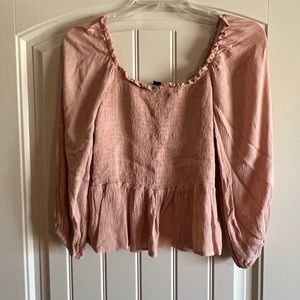 American Eagle off the shoulders 3/4 sleeve peplum top